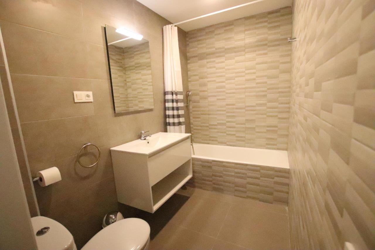 Planta Baja, Primera Linea, Playa, Jardin Privado, Ardiaca, Cambrils, Apartamento Jacqueline المظهر الخارجي الصورة