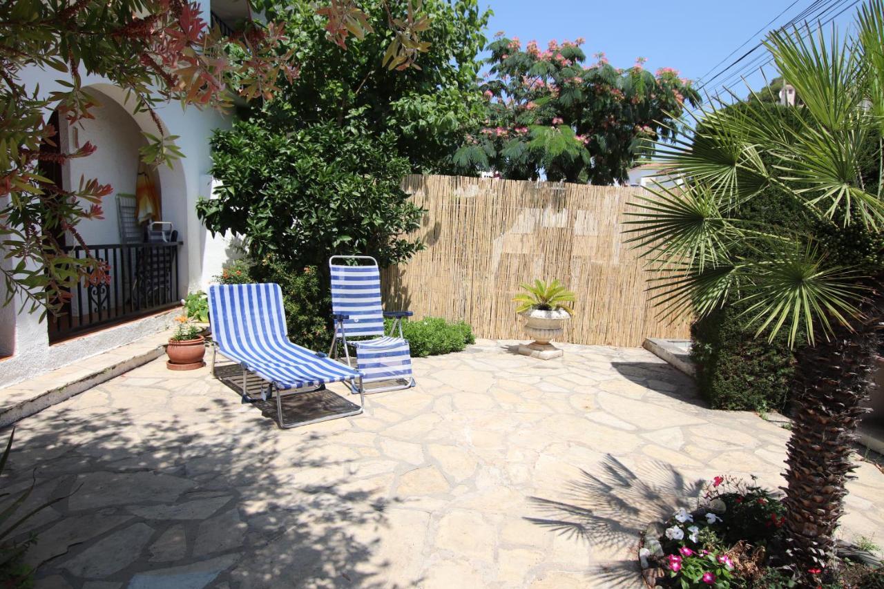 Planta Baja, Primera Linea, Playa, Jardin Privado, Ardiaca, Cambrils, Apartamento Jacqueline المظهر الخارجي الصورة