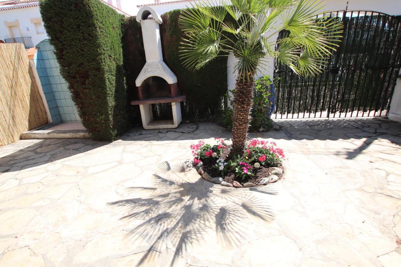 Planta Baja, Primera Linea, Playa, Jardin Privado, Ardiaca, Cambrils, Apartamento Jacqueline المظهر الخارجي الصورة